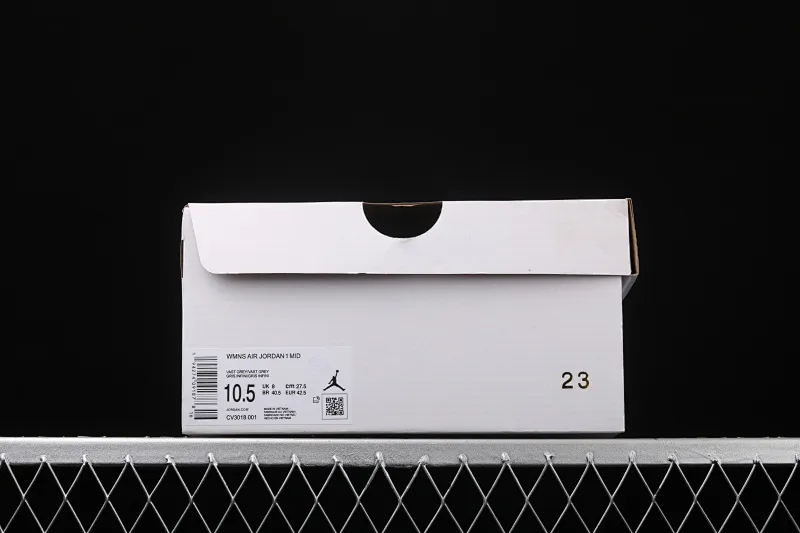 All Categories Air Jordan Jordan Series Basketball Shoes Air Jordan 1 Mid Differentiated Versions Air Jordan 1 Mid AJ1 Joe 1 Sea Salt Fluorescent Green CV3018-001